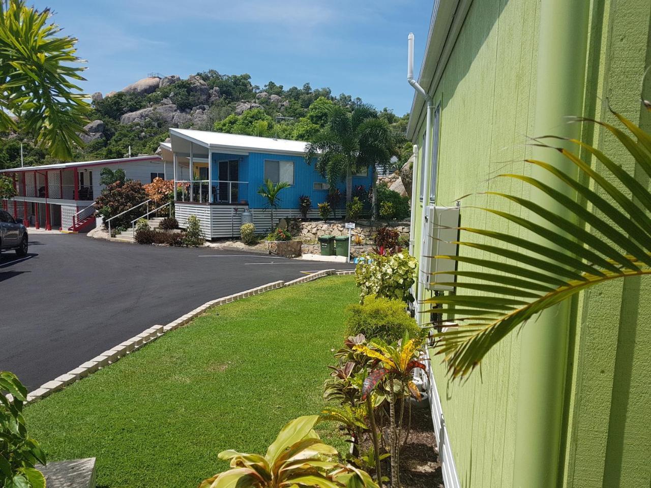 Horseshoe Bay Resort Боуен Екстериор снимка